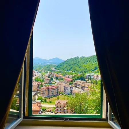 Toro E Tre Rose Apartment